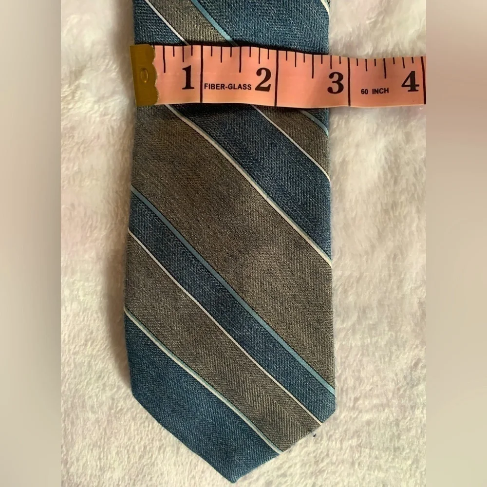 Gray & Blue Men’s Tie
